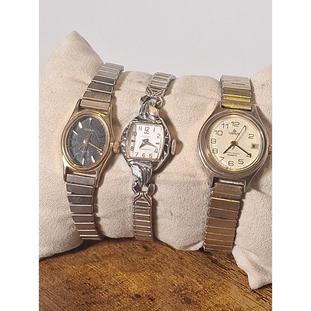 Vintage Ladies Quartz Watch Lot Aqua Waltham Lorus Stretch Bands
